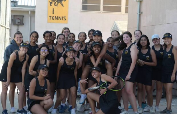 Girls Tennis strikes through COVID-19