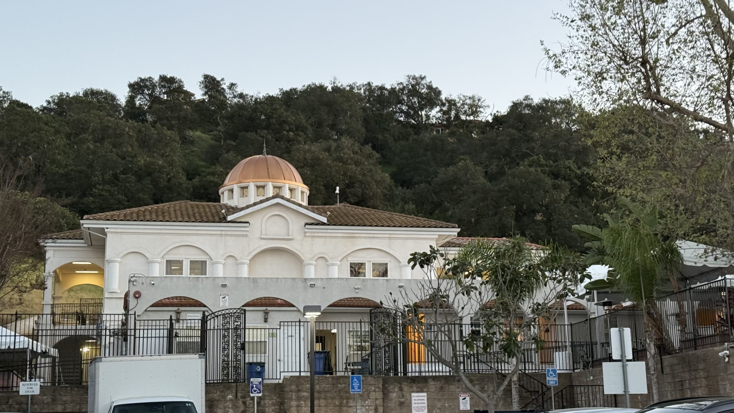 Newbury Park observes Ramadan during challenging times